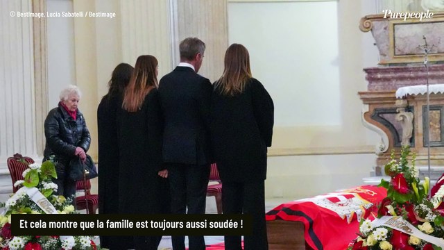 Clotilde Courau et Emmanuel-Philibert de Savoie réunis et tellement fiers de leur fille Luisa : grande étape franchie, elle se révèle rayonnante