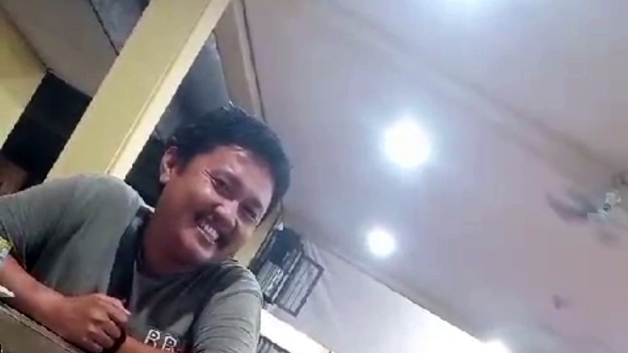 owners warkop delicious