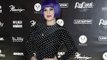 Kelly Osbourne revela insulto de empresário no início da carreira: 'Fez um discurso inteiro'