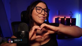 ❤️SEXY ASMR Triggers that I LOVE❤️  (tapping, mouth sounds & whispers)