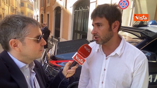 Di Battista: Meloni circondata da incapaci, a Conte serve pi? garra, slogan Schlein ? 'No a Meloni'