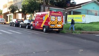 Motociclista de 19 anos fica ferida após queda no Bairro Periolo em Cascavel