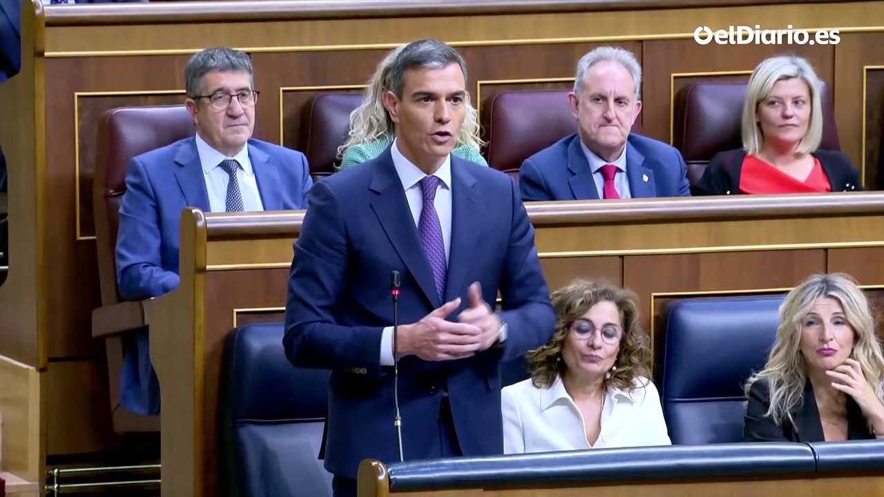 Sánchez, a Feijóo: "Ustedes están con Aznar en política internacional y con Abascal en política nacional"