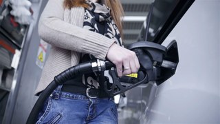 RAC says average fuel price should fall to 145p to be fair on consumers