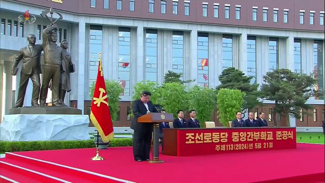Realizada com solenidade cerimônia de inauguração da Escola Central de Quadros do PTC