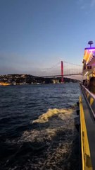 L’AMBIANCE NOCTURNE d’Istanbul en Turquie