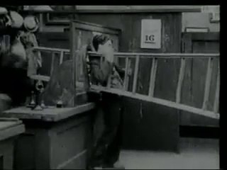 Charlie Chaplin - The Pawnshop