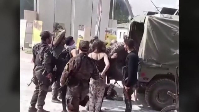 이스라엘 인질 가족, 납치 여군 영상 공개...석방 촉구 / YTN