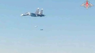 黒海で海軍ドローンを破壊しようとするSu-30SM戦闘機の映像