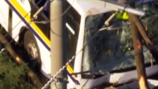 Driver dies in regional Victoria school bus crash