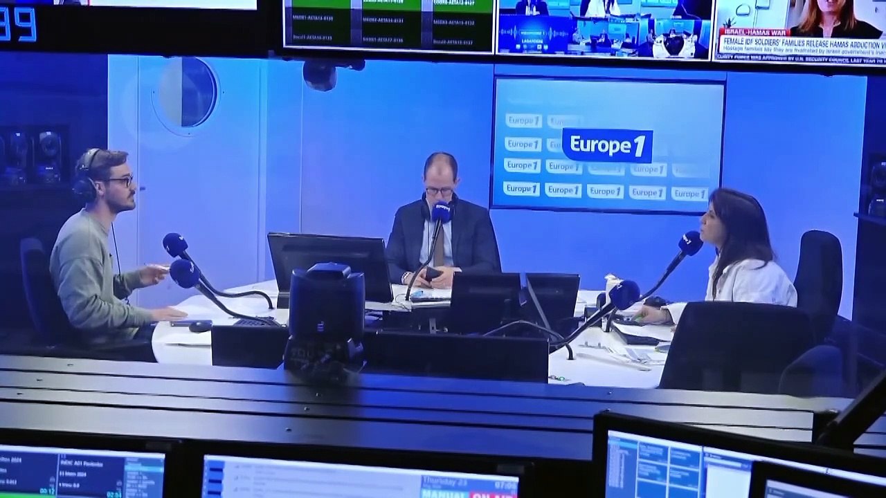 INFO EUROPE 1 - La justice ouvre une enquête avant la vente aux enchères du trophée de Maradona à Neuilly-sur-Seine