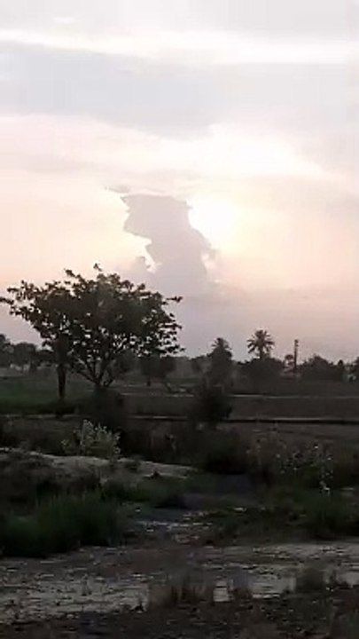 VID_Allah ne Kase qudrat banai hai.Heeran hai hum bhi