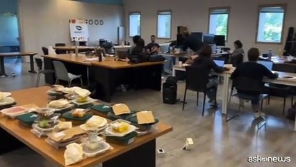 A Milano in ufficio il pranzo ? light: il 73% sceglie vegetariano