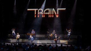 Train presta homenagem a Charlie Colin após morte do músico em queda: 'Era o cara mais doce'