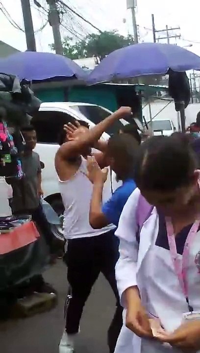 Buseros realizan espectáculo de boxeo en mercado de SPS