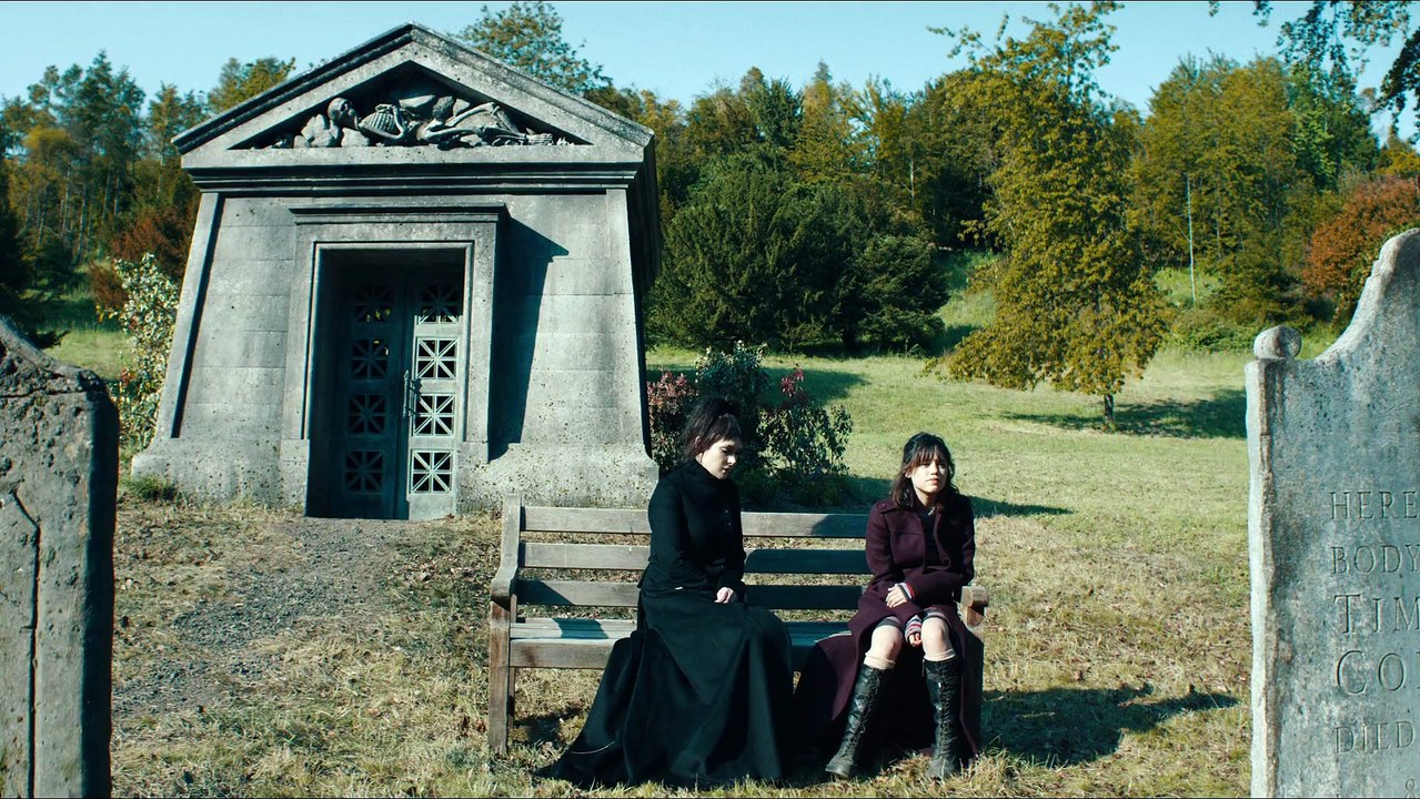 Beetlejuice Beetlejuice Trailer (2) OV