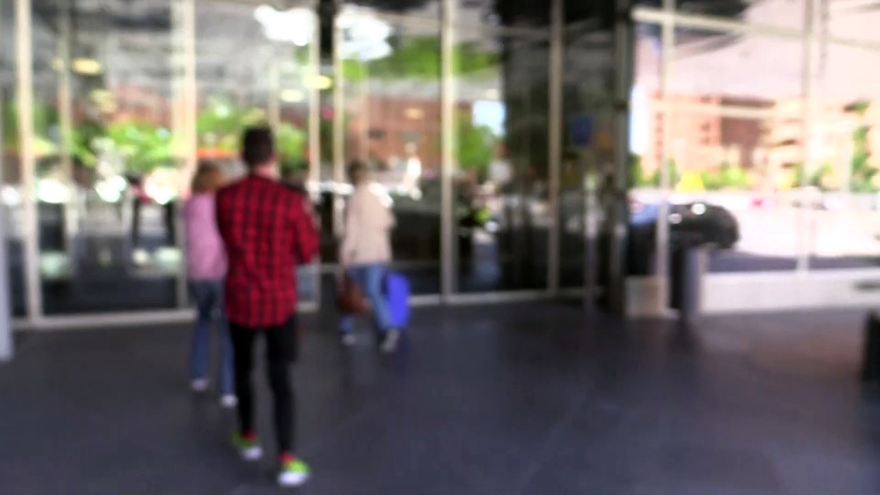 Mariló de la Rubia, máximo apoyo de Isabel Pantoja en su concierto más esperado en Zaragoza