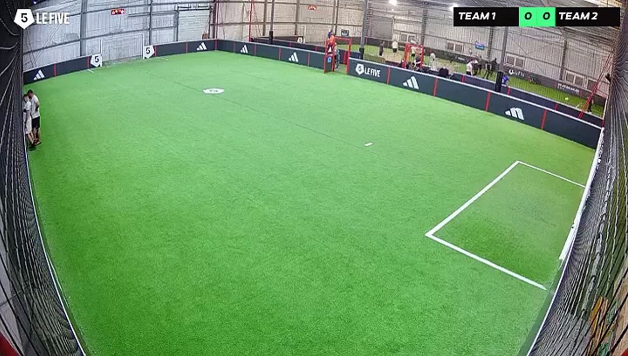 COLAS RAIL 23/05 à 16:11 - Football Terrain 4 (LeFive Champigny)