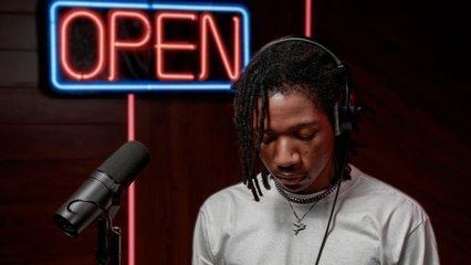 Kenny Mason Performs 'JUMPIN IN' Live – Must-See Studio Performance 🎤