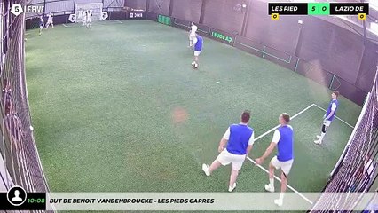 But de Benoit VANDENBROUCKE - LES PIEDS CARRES