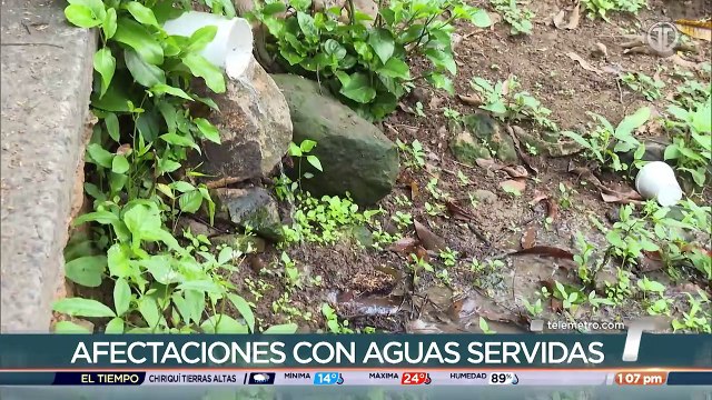 Residentes de edificio en El Chorrillo denuncian que sistema de aguas servidas colapsó