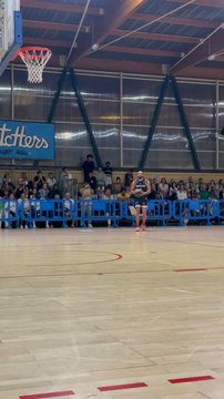 Nouveau dunk du concours de dunk du All Star Game Occitanie