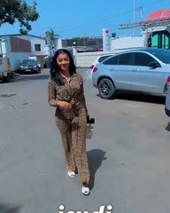 Racky Aidara éblouissante à son retour de voyage de France