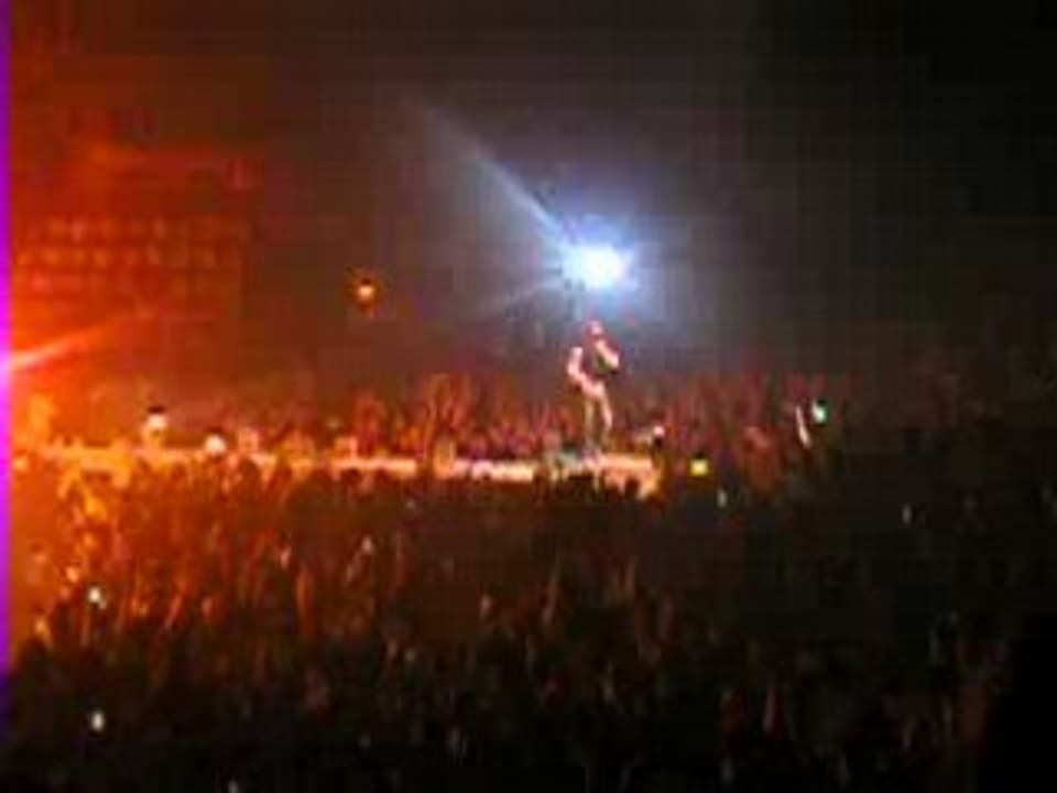 Christophe Mae Bordeaux ( Could You Be Loved)