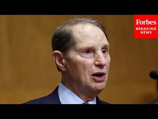 Ron Wyden Chairs Senate Finance Committee Hearing On Family First Prevention