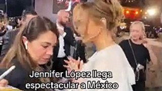 Guardaespaldas de Jennifer López causa sensación   La chica se viralizó en redes sociales luego de dejarse ver en Ciudad de México junto a la cantante