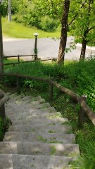 Le chemin vert dans le haut d'Adé, guidé par un habitant !