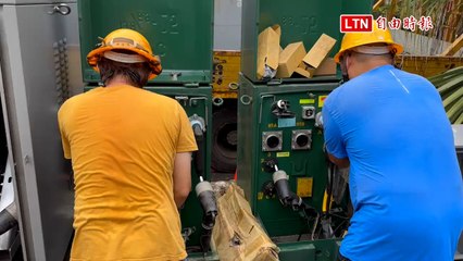 基隆客運公交車意外撞擊變電箱，八斗子超過200戶停電 ⚡