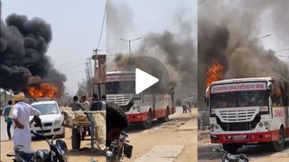 लोक परिवहन बस में लगाई आग, साइकिल सवार युवक को टक्कर मारने के बाद हुई मौत से गुस्साए ग्रामीण