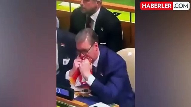 BM'nin 11 Temmuz kararı Sırbistan Cumhurbaşkanı Vucic'i gözyaşlarına boğdu