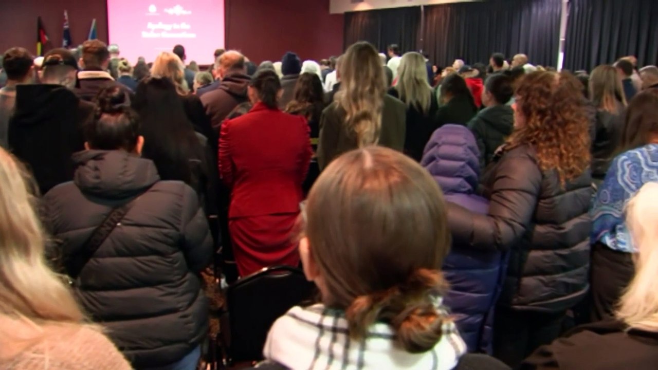 Formal apology issued to Stolen Generations and families