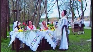 Viorica Podgoreanu - Azi petrec cu neamul meu (Vin Floriile cu soare - TVR 2 - 28.04.2013)
