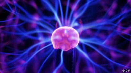 What Is Plasma? The Fourth State of Matter 🌟