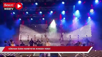 Şarkıcı Gökhan Özen Harbiye'de konser verdi