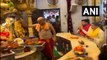 राघव चड्ढा ने अपनी पत्नी परिणीति चोपड़ा के साथ सिद्धिविनायक मंदिर में पूजा-अर्चना की