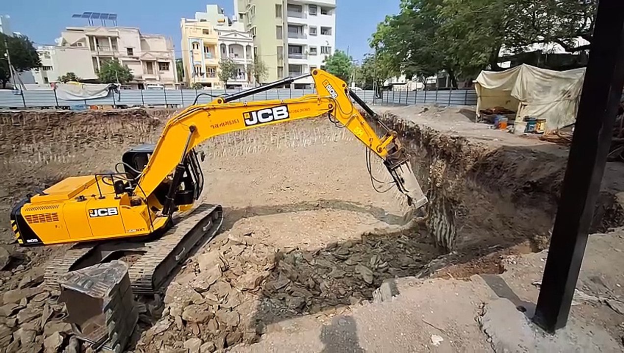 Heavy Duty Digging with JCB Construction Powerhouse - video Dailymotion