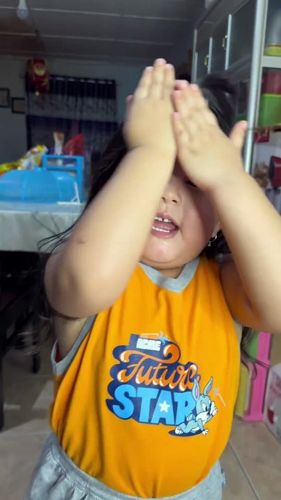 funny video...cute girl...