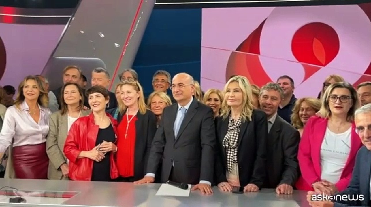 Rai, Tg2 cambia veste: nuovo studio e nuova sigla
