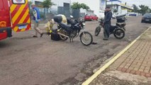 Motociclista fica ferida após colisão na Rua da Lapa, em Cascavel