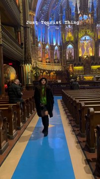 Tourist Thing #creator #travel #trending #outfit #montreal #youtubeshorts