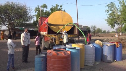 인도, 49도까지 치솟아...폭염으로 하루 동안 9명 사망 / YTN