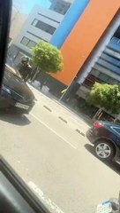 Un motorista ataca a varios taxistas en Barcelona