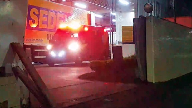 Homem sofre fratura exposta em acidente com máquina no Centro
