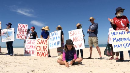 Dredging and barging sand along Adelaide's disappearing coastline to be trialled
