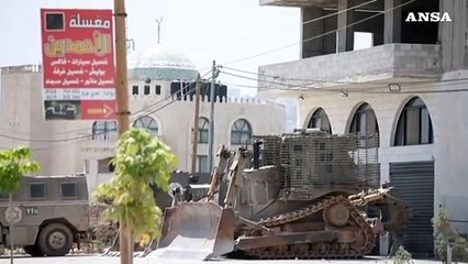 Cisgiordania, secondo giorno di operazioni israeliane a Jenin