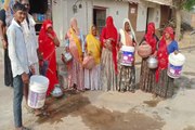 Water Problem : पंपिंग स्टेशन फिर भी प्यासे ग्रामीण, लोगों को करनी पड़ रही भागदौड़